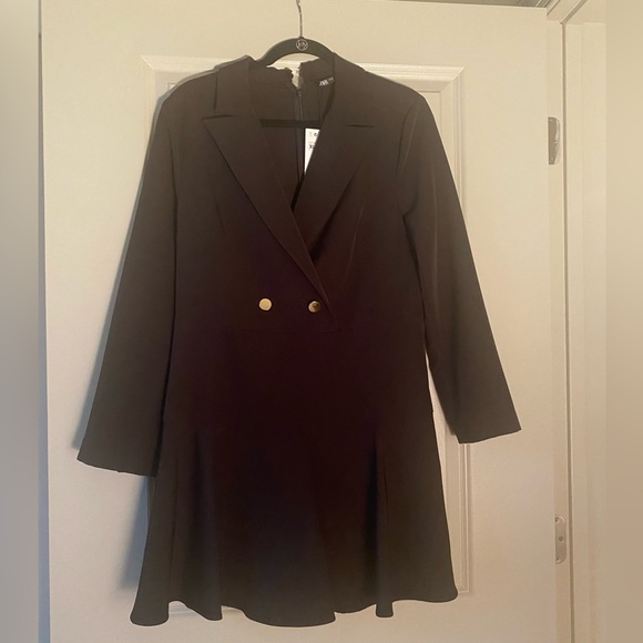 NWT. Zara Buttoned Blazer Jumpsuit - Picture 2 of 4